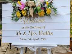 Welcome-wedding-sign-White