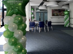 Star-topped-balloon-column-Greenwood